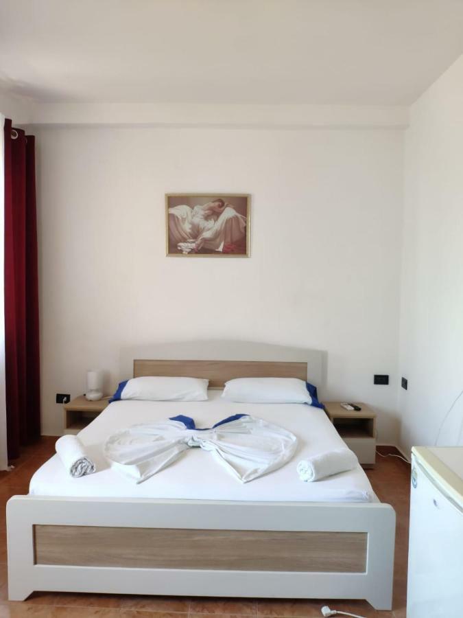 Hotel Bolonja Shengjin Luaran gambar